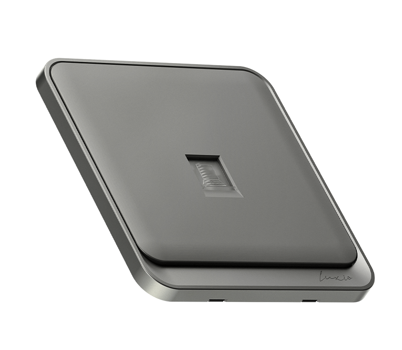 LUXIO-SR-6A-SWITCHED-SOC-WITH-NEON